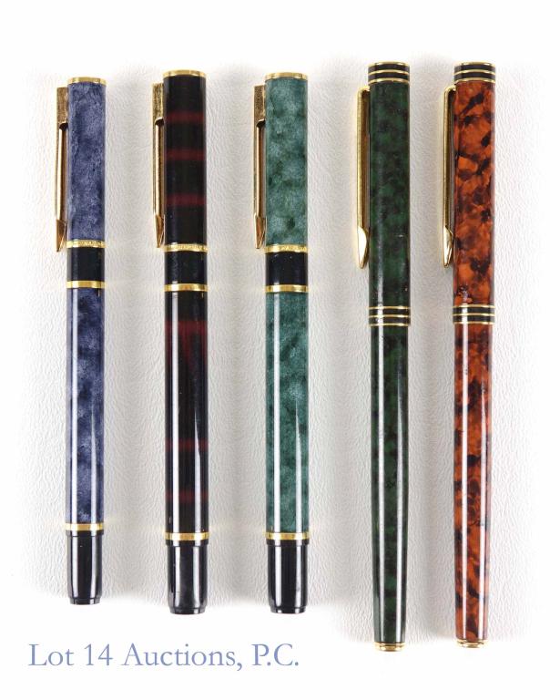 Waterman Pens (5): 5 Waterman Pens. 3 Fountain pens, One 14k gold marking on inside. 2 Ballpoint Pens (Some scrapes on the green pen)
