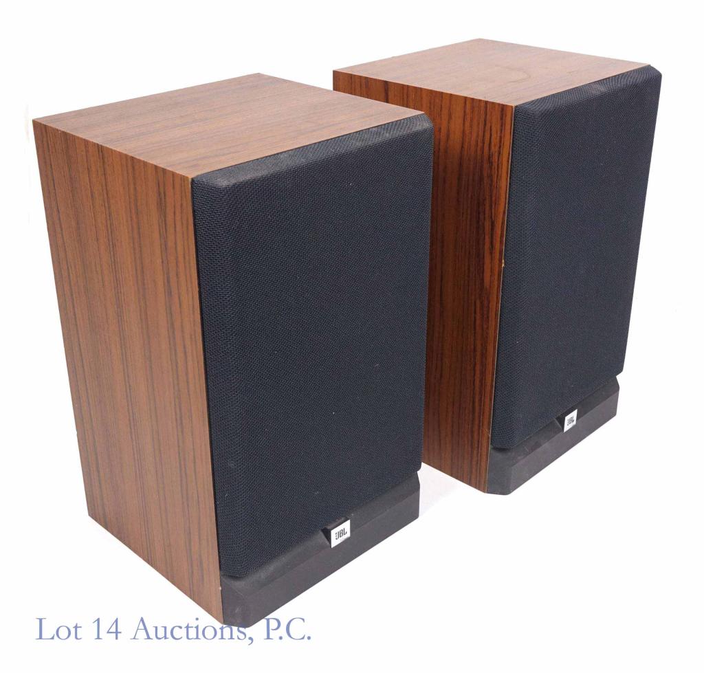 JBL Speakers (2): Pair of JBL 2-way P20 Bookshelf Speakers. In very good condition, and not tested.