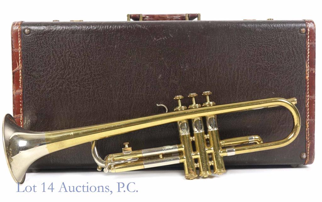 F. E. Olds Studio Trumpet (Pre-1952), Hard Case: S/N 53492. Appears complete - 2nd valve button does not spring back. GEIB Mastercraft case.