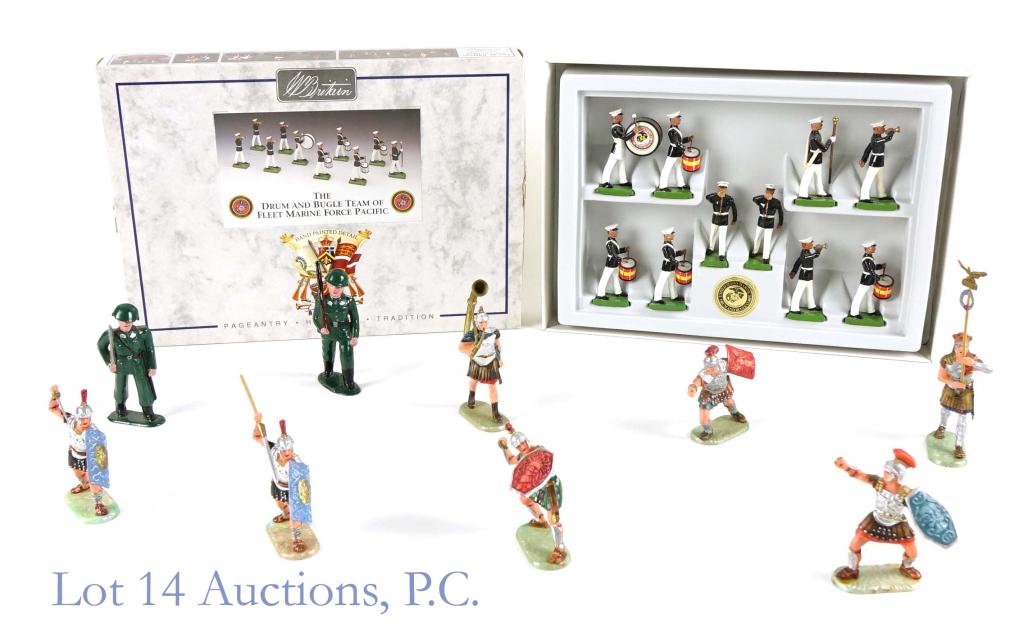 Toy Soldiers (Britain & Others): Britain "The Drum and Bugle Team of Fleet Marine Force Pacific". Set of (10) is complete in box. Some damage to box. Soldiers appear new. *** (7) Elastolin (Germany) Roman soldiers. Two of these soldi