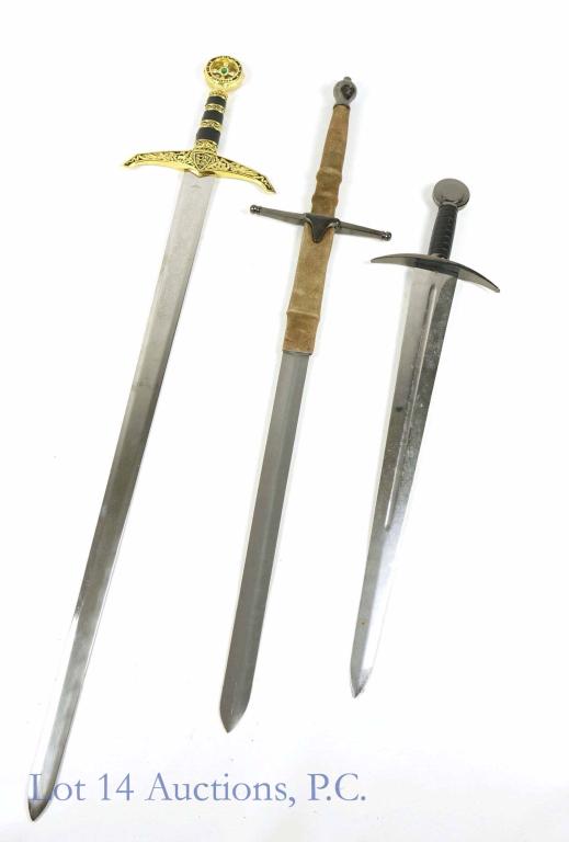 3 Medieval Style Short Swords (1 of 9)