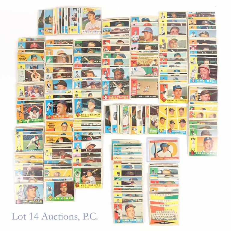 1960 Topps Baseball Card Partial Set (385) (1 of 13)