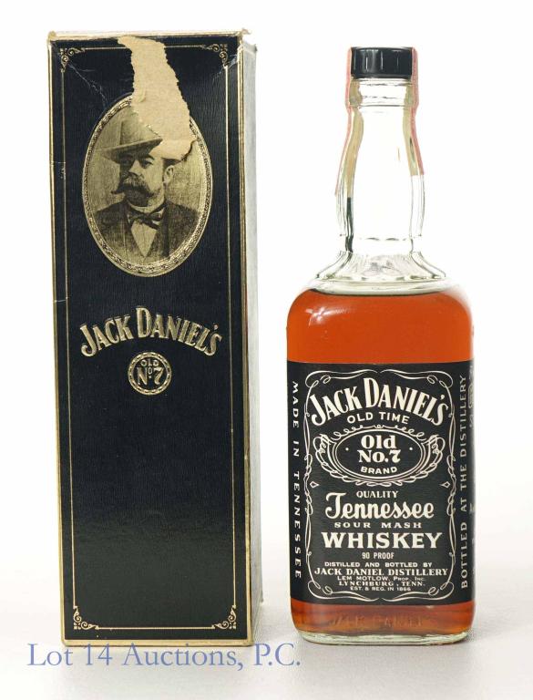 Jack Daniels 90 Proof Tennessee Whiskey: **IF YOU NEED SHIPPING ON BOTTLES OR DECANTERS PLEASE CALL US BEFORE BIDDING! 847-625-0555!** Jack Daniel's Tennessee sour mash whiskey. 90 proof. 4/5 quart. Full & sealed. Comes in gift box (rougher