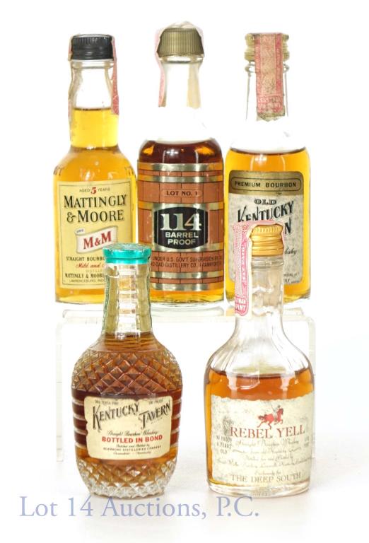Bourbon Mini Bottles, Incl 1947 BiB KY Tavern (5): 1) Kentucky Tavern Straight Bourbon Whiskey from the Glenmore Distillery. Bottled in bond, 100 proof, 1/10 pint. Distilled Fall 1947, bottled Fall 1951. 2) Old Kentucky Tavern Bourbon, 86 proof, 1/10