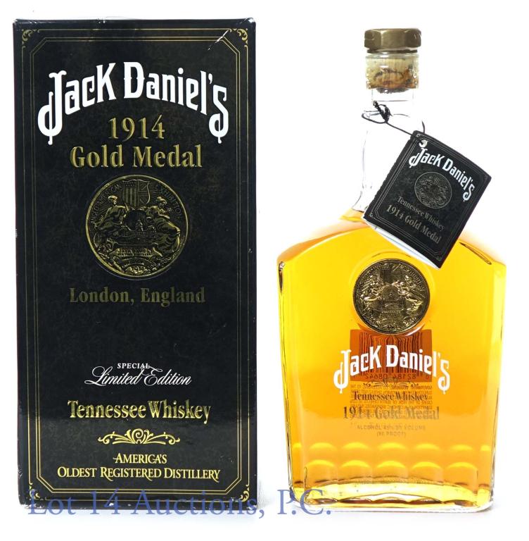 1914 Jack Daniel's Gold Medal Series TN Whiskey: 2001 1914 Jack Daniel's Gold Medal bottle and box. 90 proof, 750ml. Etch: B1361B43(?)C81.