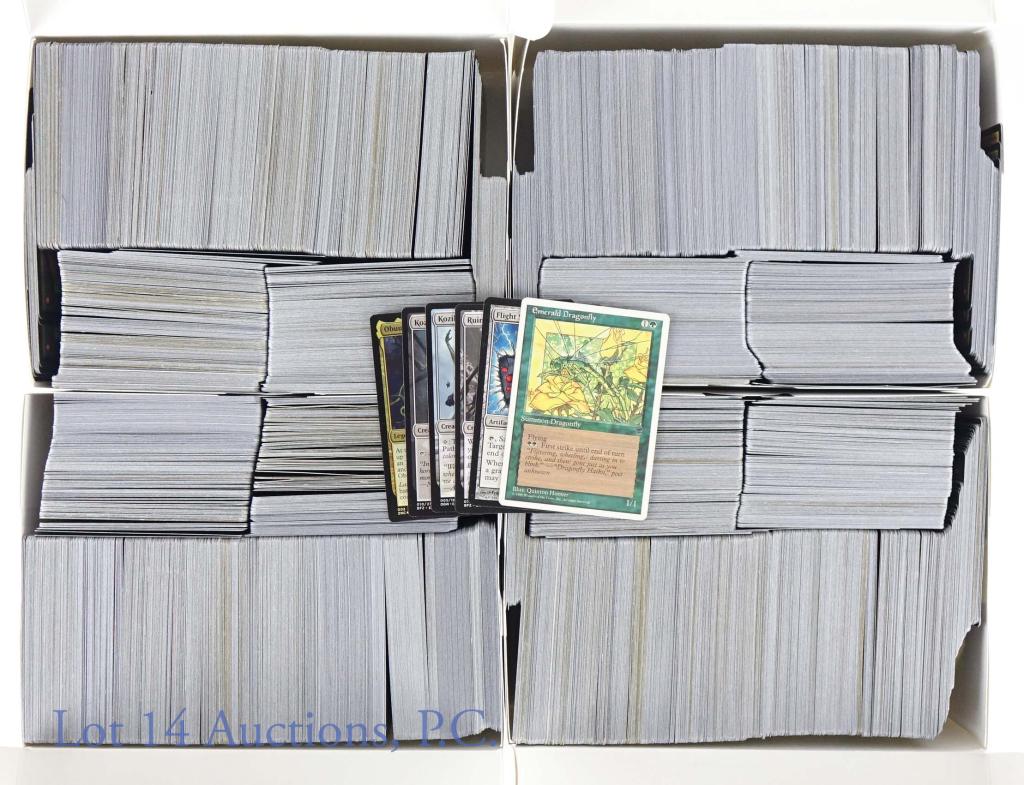 Magic The Gathering (MTG) Trading Cards (3000+): Magic The Gathering (MTG) Trading Cards (3000+ Cards Total). Includes a massive box full of cards likely in the (1000's). These cards are predominantly Common & Uncommon cards. There are also around (