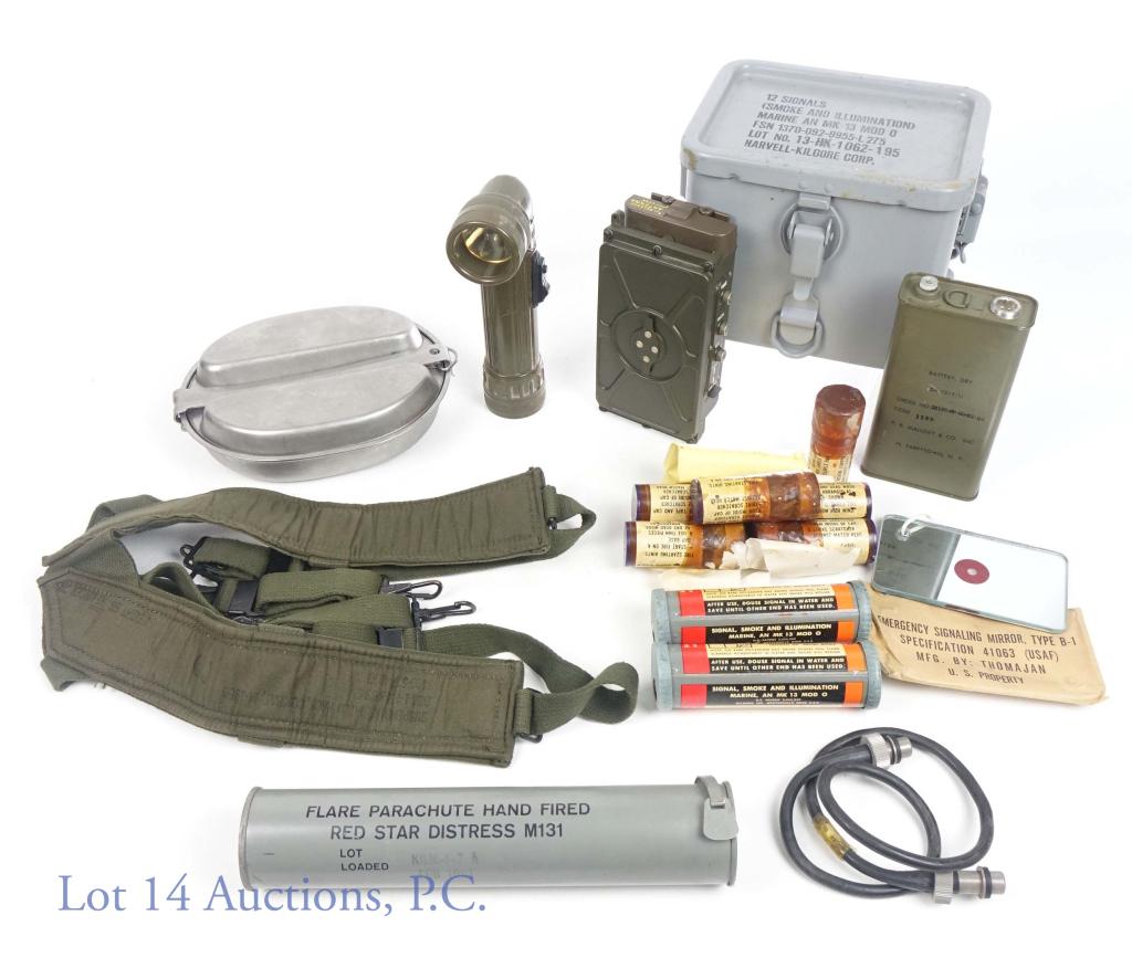 U.S. Military Radio Receiver-Trans, Parachute: U.S. Military Radio Receiver - Transmitter RT-159B / URC-4 made by Philharmonic Radio and Tel Corp. with Dry battery BA-1315/U made by P.R. Mallory & Co, Inc.. Flare Parachute hand fired Red Star Dist