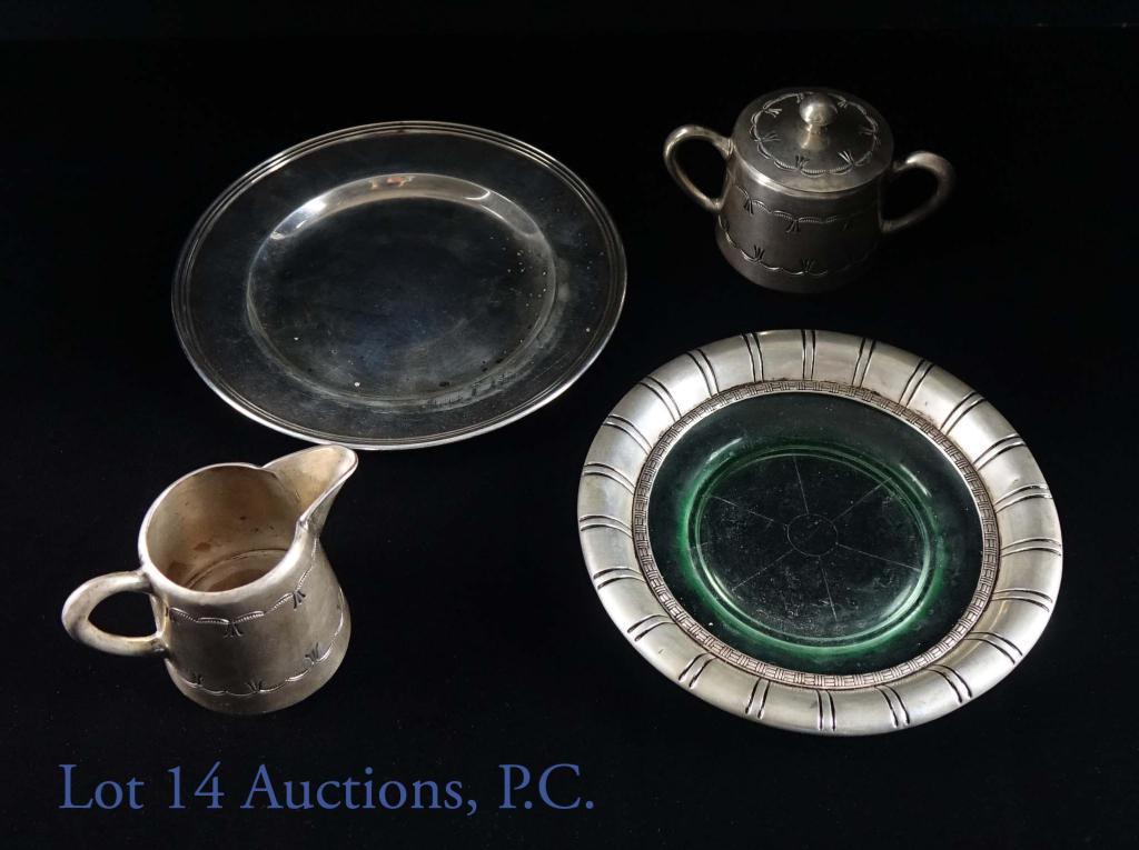 Sterling Silver Native Am. C&S & International: Sterling silver or coin silver sugar and creamer set and International Silver sterling silver dish. Creamer and sugar (total weight 194g) are made by Native Americans in Tetons (Plume Shop) (unmarked)