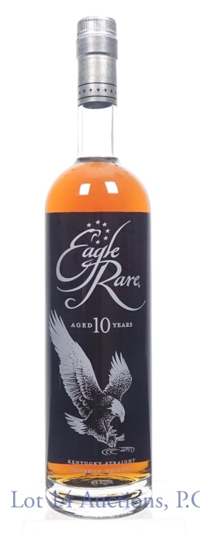 Eagle Rare Bourbon Whiskey - 10 Year: Eagle Rare Kentucky straight bourbon whiskey. 10 years. 90 proof. 750 ml. Etch: L23011 0111:12B. Buffalo Trace Distillery.