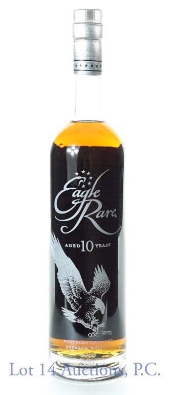 Eagle Rare 10 Year Bourbon: Eagle Rare Kentucky Straight Bourbon Whiskey. 10 years. 90 proof. 750 ml. Etch: L23231 0110:16B. Buffalo Trace Distillery.