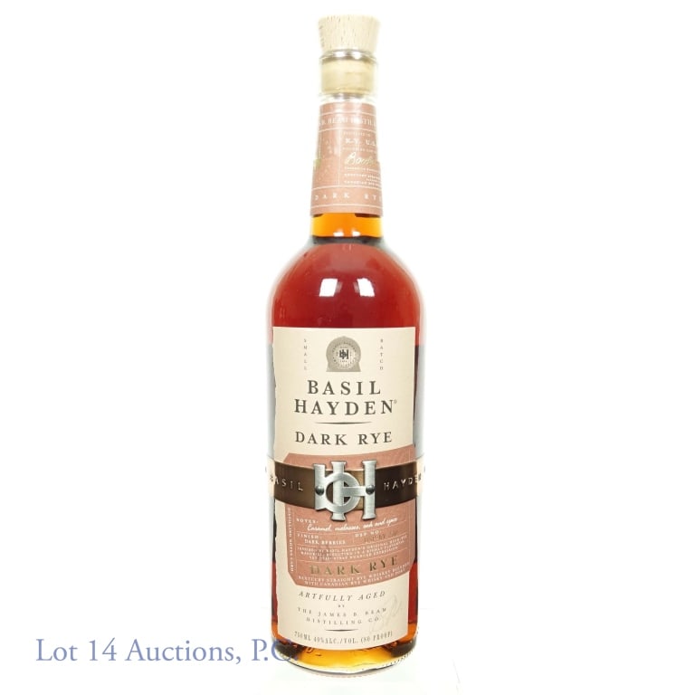 Basil Hayden Small Batch Dark Rye Whiskey: Basil Hayden Small Batch Dark Rye, Kentucky Straight Rye Whiskey blended with Canadian Rye Whiskey and Port. Artfully aged by James B. Beam distilling co. DPS no. DSP-KY-230. 80 proof, 750 ml. Notes o