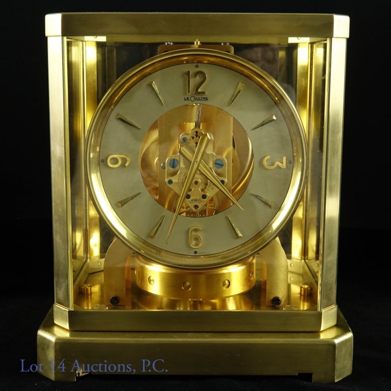 LeCoultre Atmos Perpetual Motion Brass Clock *: LeCoultre Atmos clock. The pendulum seems to spin correctly, but is not tested or serviced. Aesthetically very good condition with minor brass finish chipping on some markers. The lever lock DOES NOT 