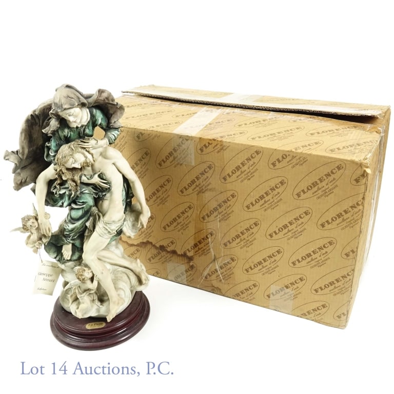 Giuseppe Armani Sculpture La Pieta 802C Ltd. Ed.: Giuseppe Armani Sculpture number 802C La Pieta. 19.5". Limited edition # 212 of 5,000. With original box. Local Pick up or Third party shipping only. Lot 14 WILL NOT SHIP THIS PIECE, but we will facil