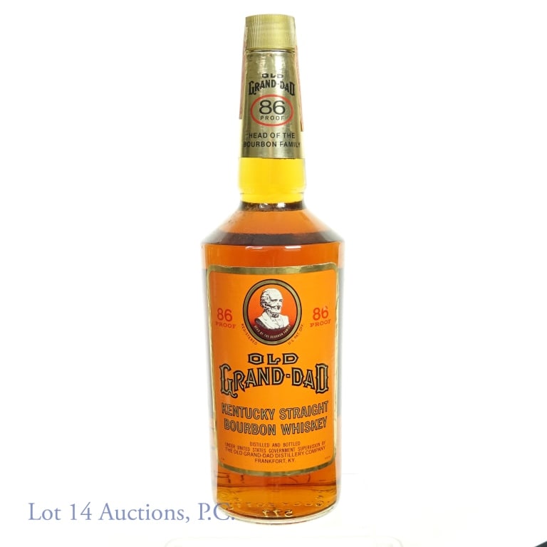 1982 Old Grand-Dad Nat'l Distillers 86 Pr. Bourbon: 1982 Old Grand-Dad Bourbon made by National Distillers. 86 proof, 750ml.