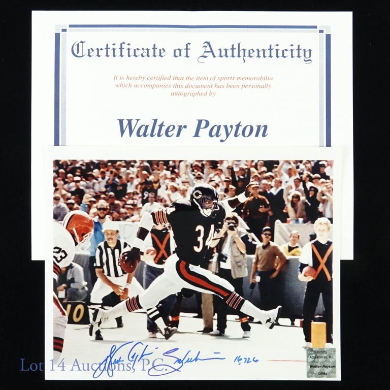 Walter Payton Signed 8x10 NFL Photo (COA) (1 of 9)