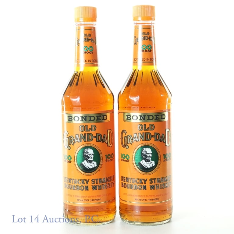 Old Grand-Dad Bonded Kentucky Bourbon (2): Two bottles of Old Grand-Dad Bonded Kentucky Straight Bourbon Whiskey. 100 proof, 750ml. 1995.