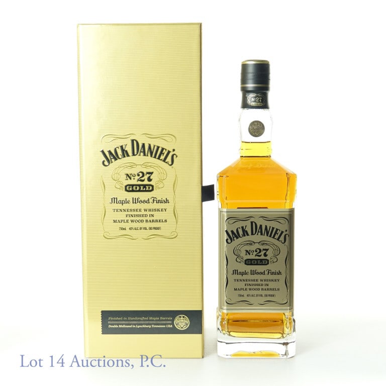Jack Daniel's No 27 Gold Maple Wood Finish Whiskey: Jack Daniel's No. 27 Gold maple wood finish Tennessee whiskey - finished in maple wood barrels. 40% ABV (80 proof). 750 ml. Original display box.