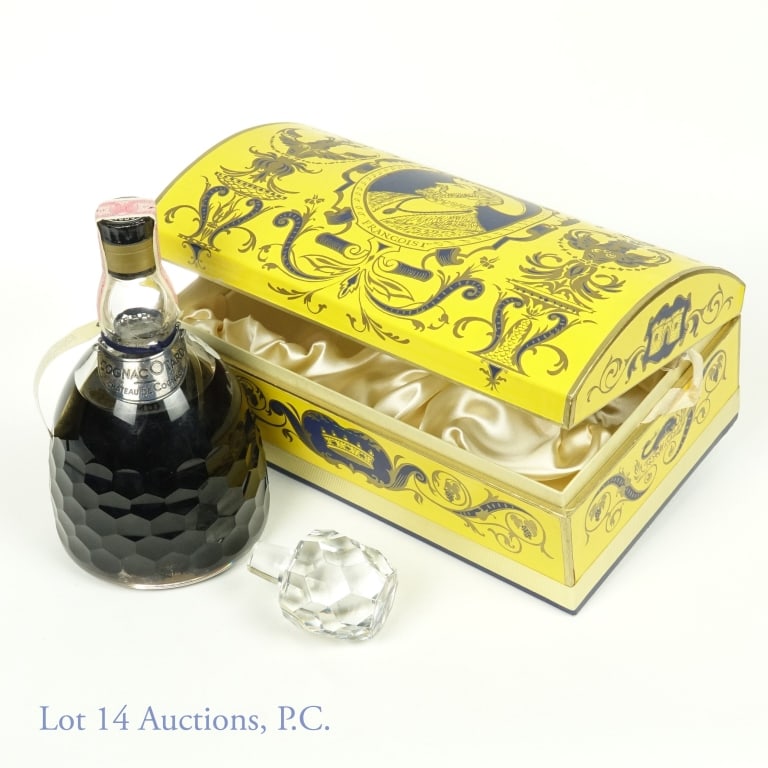Otard Francois I Cognac (1960s / 70s): Otard Francois I cognac. 80 proof. 4/5 quart. Series 112 (Internal Revenue) tax strip (1960 - 1977). Original display box with cut glass stopper.