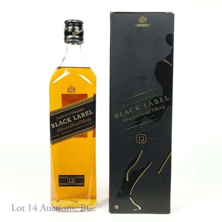 Johnnie Walker Black Label Scotch Whisky - 12 Yr: Johnnie Walker Black Label blended Scotch whisky. 12 years. 40% ABV (80 proof). 750 ml. Etch: L6294CA000 76420918. Original box.