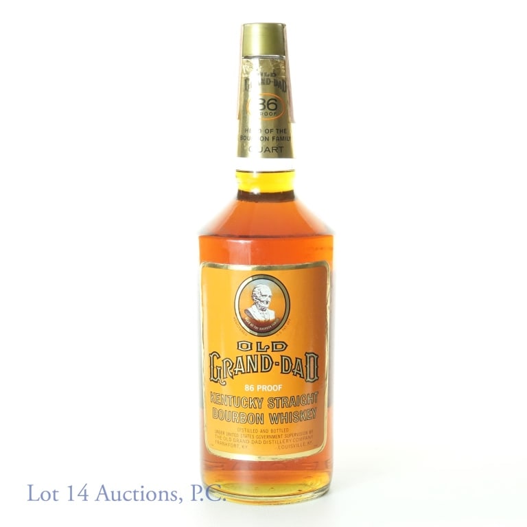 Old Grand-Dad Kentucky Straight Bourbon Whiskey Qt: Old Grand-Dad Kentucky Straight Bourbon Whiskey, 86 proof, 1 quart. F-78 on bottom left corner of label. National Distillers. Series 112 tax strip.