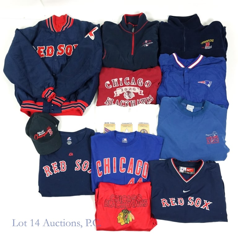Bos Red Sox + NE Patriots + Chi Cubs Athletic Wear: All clothing has some degree of wear. Boston Red Sox Starter Diamond Collection jacket. Size: L. ***** Boston Red Sox 2018 World Series Champions Antigua fleece zippered pullover. Size: L. ***** Bosto