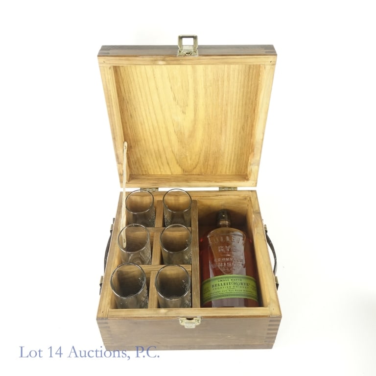 Bulleit 95 Rye Toasting Box: Bulleit 95 Small Batch Rye, 90 Proof, 750 ml, Wood case included in good condition, 6 drinking glasses included.