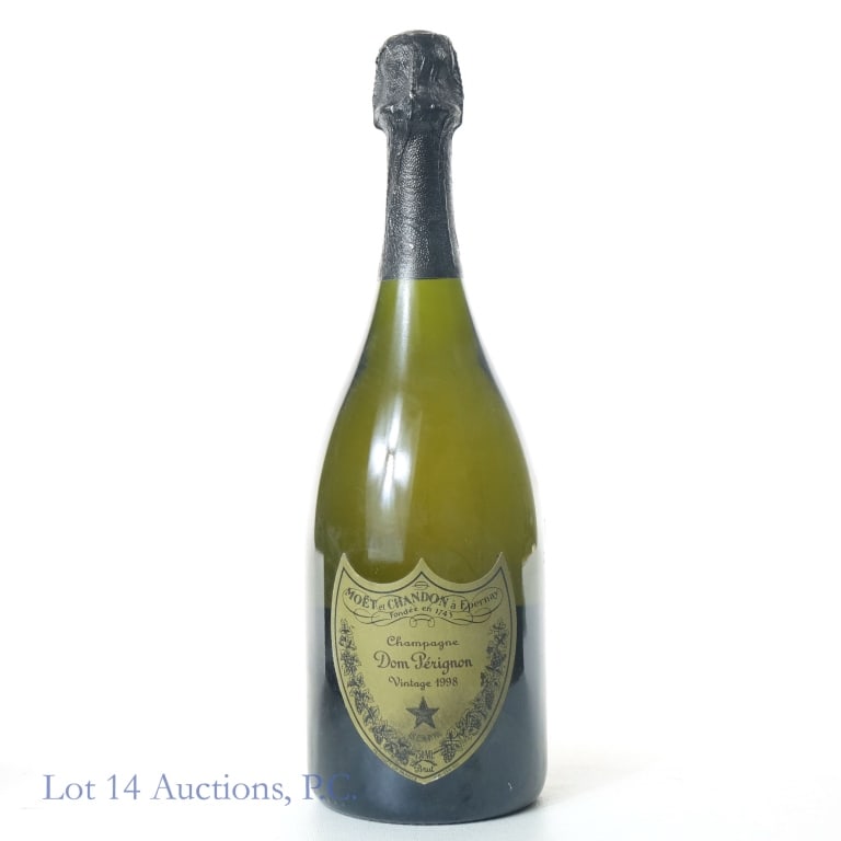 1998 Dom Perignon Champagne: 1998 Dom Perignon champagne. 12.5% ABV. 750 ml. Moet et Chandon a Epernay.