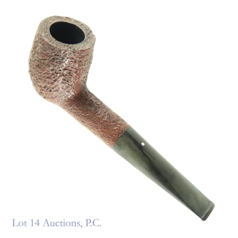 Dunhill Tanshell NOS Patent (4)(T) Tobacco Pipe: Dunhill Tanshell Patent Sitter Sandblast Tobacco Pipe, Stamping on bottom of Pipe: LB F/T, 4 (inside circle) T, Pat No. 417574/34, made in England, Length: 5.7 in, Bowl Height: 2 in. Metal pipe cleane