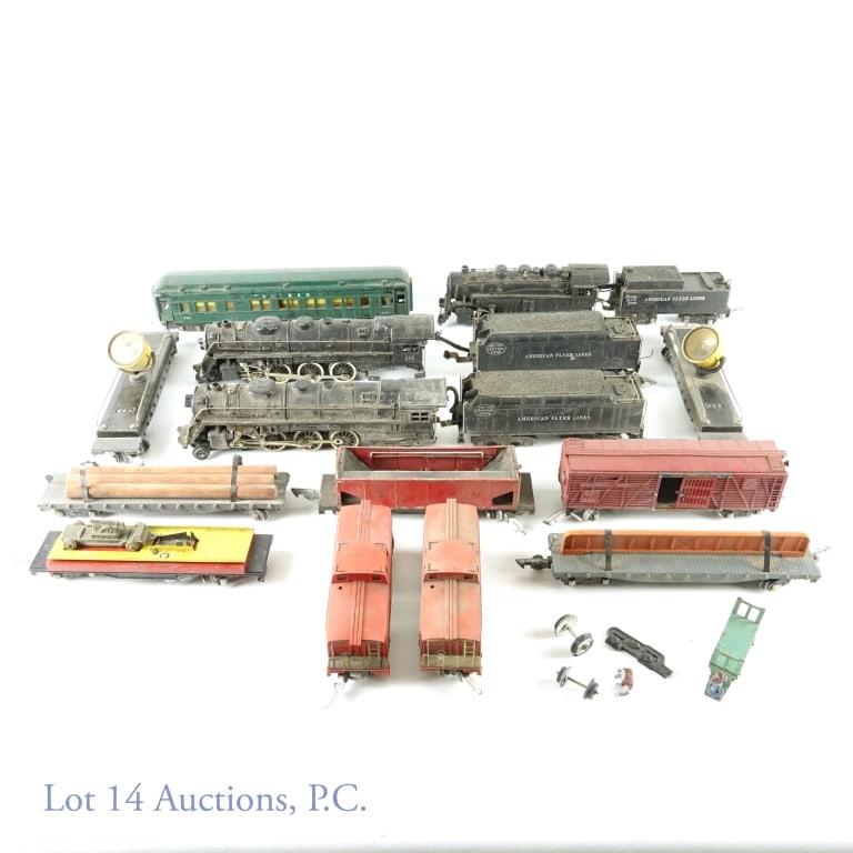 American Flyer Locomotives and Railroad Cars ***: *** NOTE: all of these cars show considerable wear, and in some cases, damage. They are being sold "as is". *** 2x New York Central System locomotives and coal cars. One locomotives is missing the ent