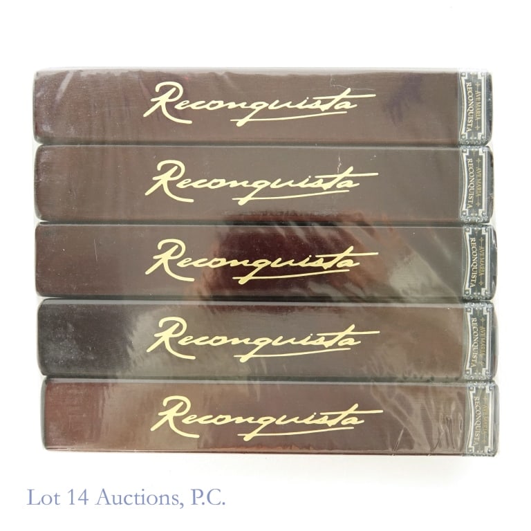 Ave Maria Reconquista Cigar 5-Pack (7x54): Ave Maria Reconquista Cigars, Pack of 5, Size: 7x54 torpedo, medium body, Wrapper: Brazilian Habano Oscuro.