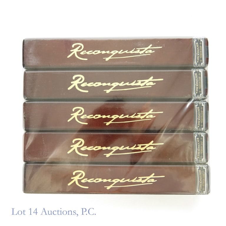Ave Maria Reconquista Cigar 5-Pack (7x54): Ave Maria Reconquista Cigars, Pack of 5, Size: 7x54 torpedo, medium body, Wrapper: Brazilian Habano Oscuro.
