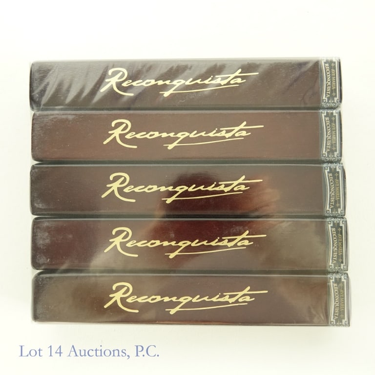 Ave Maria Reconquista Cigar 5-Pack (7x54): Ave Maria Reconquista Cigars, Pack of 5, Size: 7x54 torpedo, medium body, Wrapper: Brazilian Habano Oscuro.