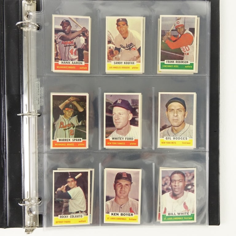 1962 Bazooka MLB Baseball Card Set (24/45): 1962 Bazooka Hand Cut MLB Baseball Trading Card Set (Partial Set) (24 of 45 Cards) (24 Cards Total). Features Hall Of Famers: Hank Aaron, Sandy Koufax, Frank Robinson, Warren Spahn, Whitey Ford & Gil 