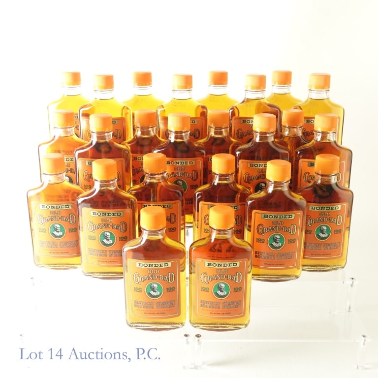 Old Grand-Dad Bonded Kentucky Bourbon 24 x 200ml: Twenty-four bottles of Old Grand-Dad Bonded Kentucky Straight Bourbon Whiskey. Bottled in bond (100 proof). 200 ml. 1994/95.