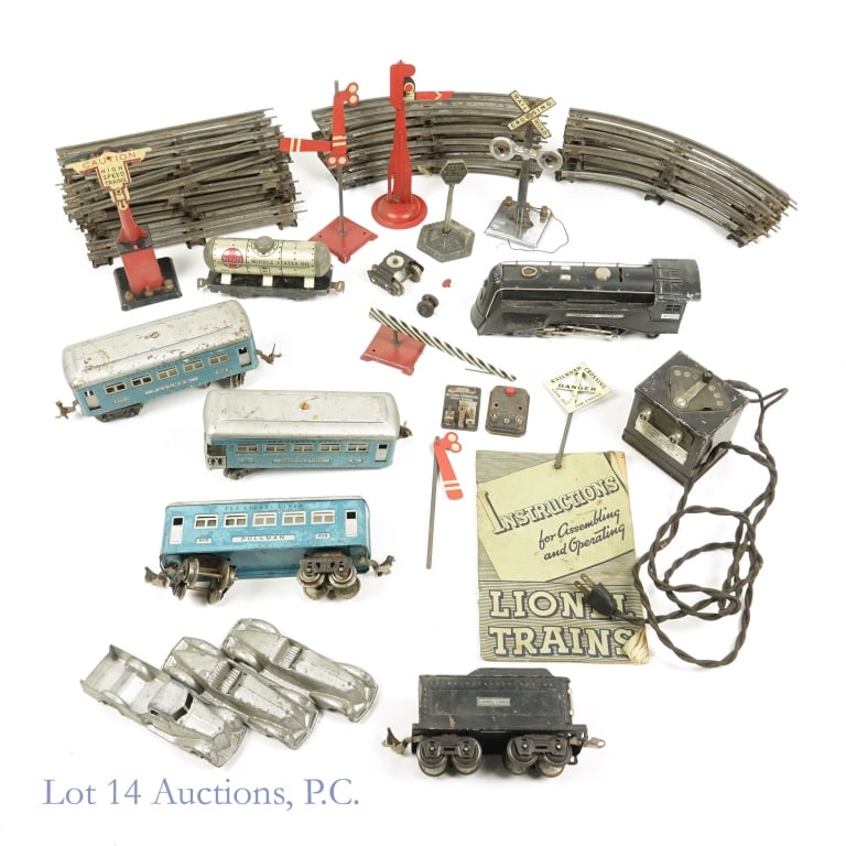 Withdrawn: Lionel Lines Pre-War O Gauge #609 (1 wheel popped off and missing piece), #609, #611 Passenger Cars, #264E Commodore Vanderbilt, & Coal Tender. 27-piece track set included with transformer railroad si
