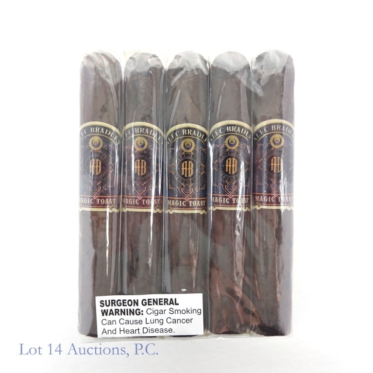 Alec Bradley Magic Toast Robusto Cigars (5 Pack): Alec Bradley Magic Toast Robusto Cigars, 5" x 52, Pack of 5, Wrapper, Honduran, Origin: Honduras.