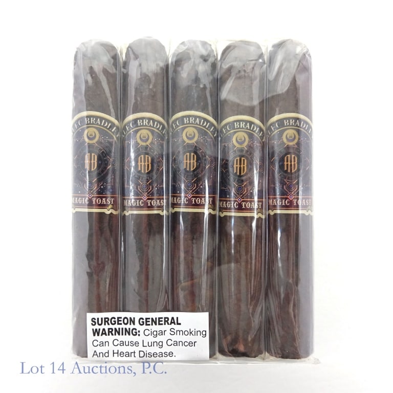 Alec Bradley Magic Toast Robusto Cigars (5 Pack): Alec Bradley Magic Toast Robusto Cigars, 5" x 52, Pack of 5, Wrapper, Honduran, Origin: Honduras.