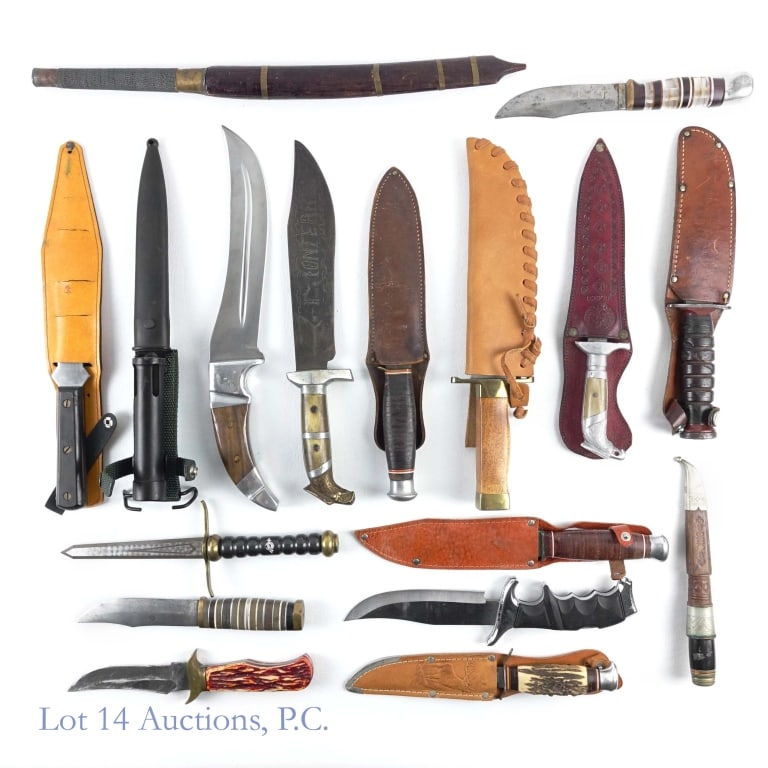 Fixed Blade Knives (17): Seventeen fixed blade knives. Highlights: Unmarked bayonet (approximately 6.5" blade) ** Two knives marked "Original Bowie Knife" from Japan (approximately 5" blade) ** Schrade-Walden (approximately 4