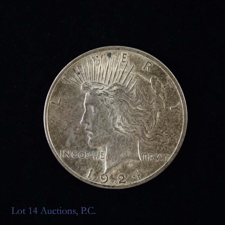 1924 Silver Peace Dollar (AU) (1 of 2)