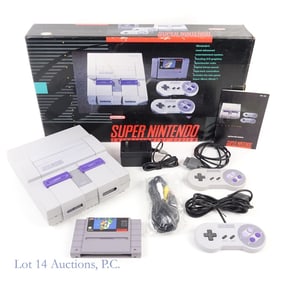 Super Nintendo SNES Video Game System (In Box)