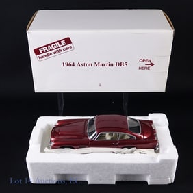 Danbury Mint Aston Martin DB5 Die Cast Car