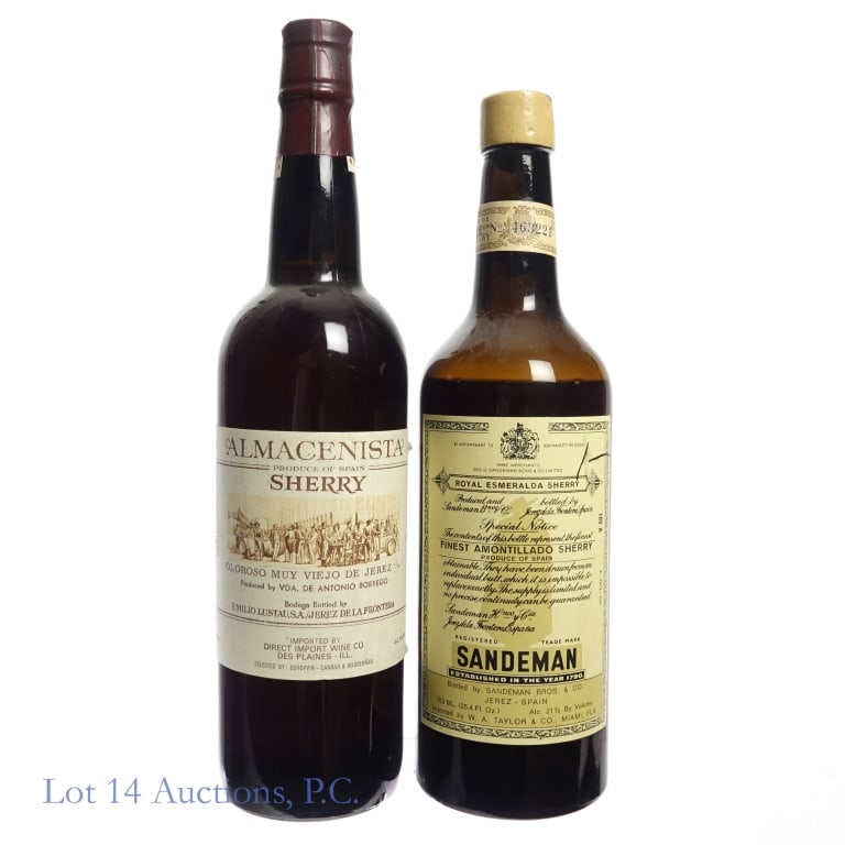 Sandeman Royal Esmeralda & Emilio Lustau Sherry, 2: 2 bottles total for this lot. 1-Sandeman Royal Esmeralda Finest Amontillado Sherry, 21% ABV, 750 ml***Wax seal broken and cork underneath expose but still sealed, fill at low shoulder. 2-Emilio Lustau