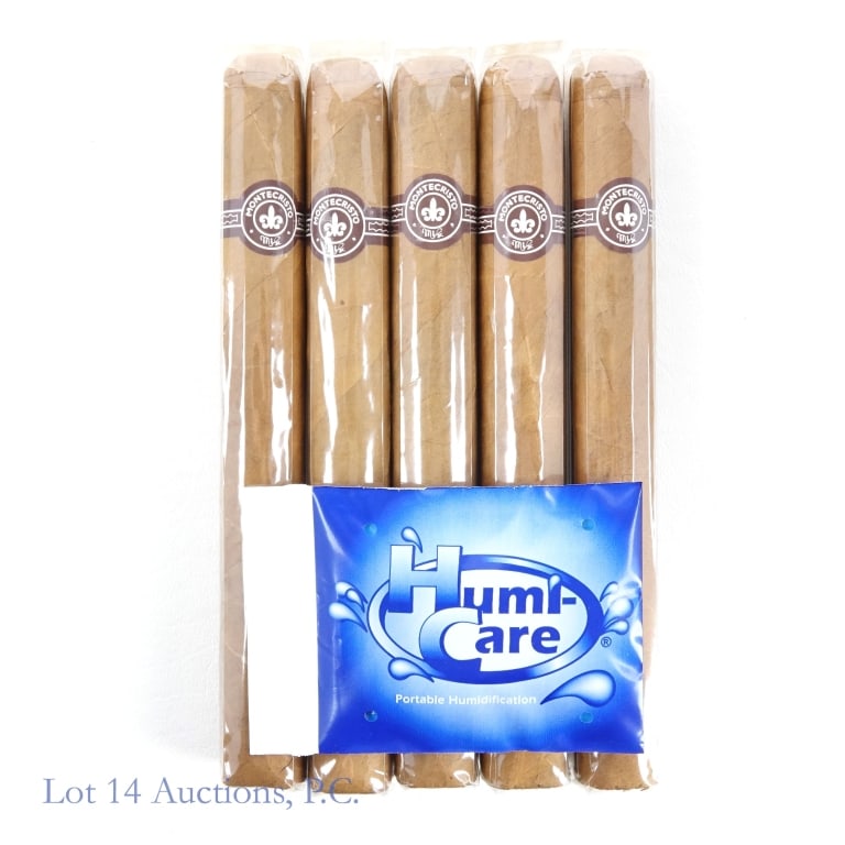 Montecristo Churchill Bulk Cigars (5-Pack): Montecristo Churchill Bulk Cigars, 7" x 50, Pack of 5, Wrapper: Connecticut, Origin: Dominican Republic.