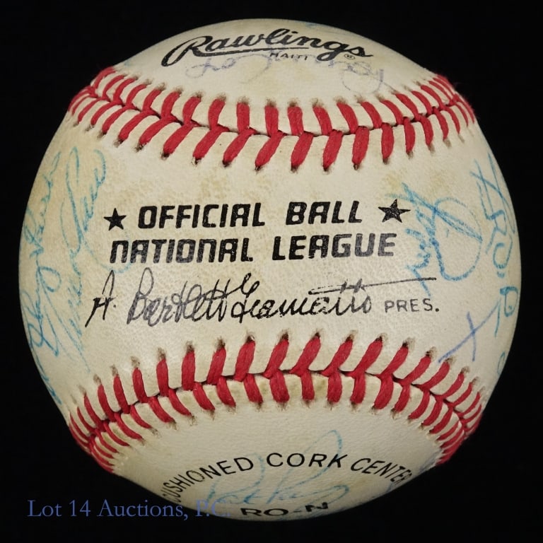 Signed 1988 Chicago Cubs ONL Baseball (25 Autos): Autographed 1988 Chicago Cubs Official National League Baseball (25 Signatures Total). Signatures include: Andre Dawson (HOF), Rich Gossage (HOF), Mitch Webster, Pat Perry, Jeff Pico, Jerry Mumphrey, 