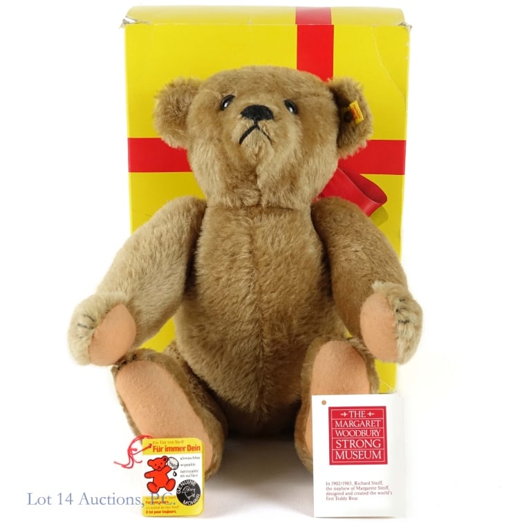 Steiff Margaret Strong Bear 0155/42: Steiff 1902/1903 Replica Margaret Strong Bear, genuine mohair, code: 0155/42, produced in 1983-1999, bear is approximately 16" tall. Original ear tag and pin included and intact, store tag is detached