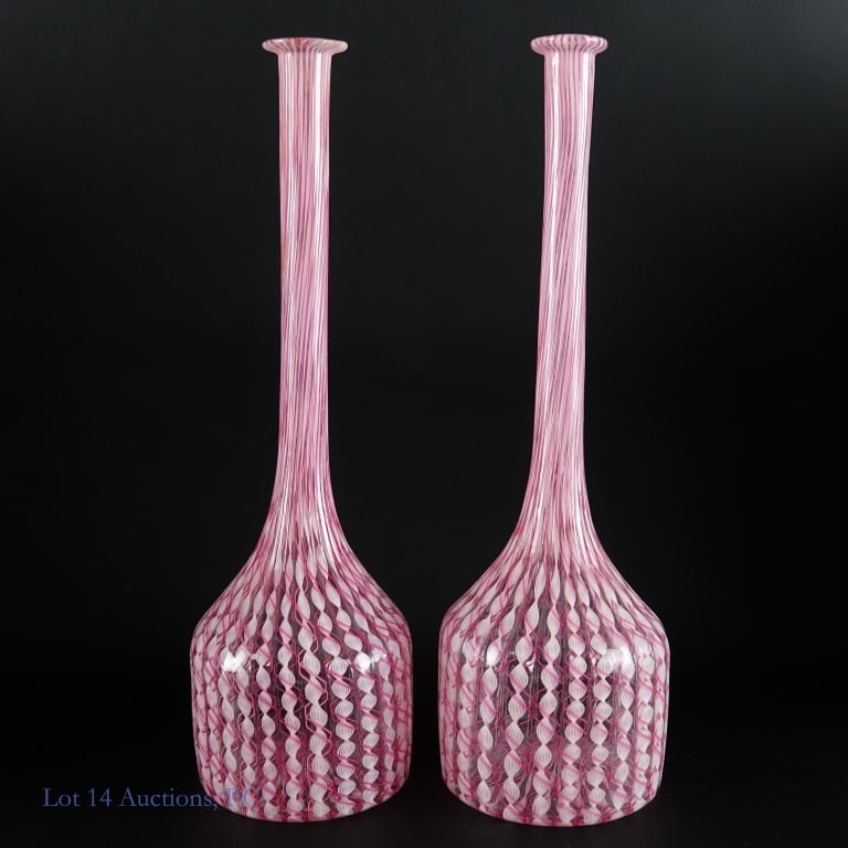 10" Murano Glass Art Flower Vases (2): 10" Murano Glass Art Flower Vases (2). For Local Pick Up or Third Party Shipping Only. Per consigner, two (2) 10" Murano glass art flower vases. Total weight - 1# oz. Top of one vase has been cracked 