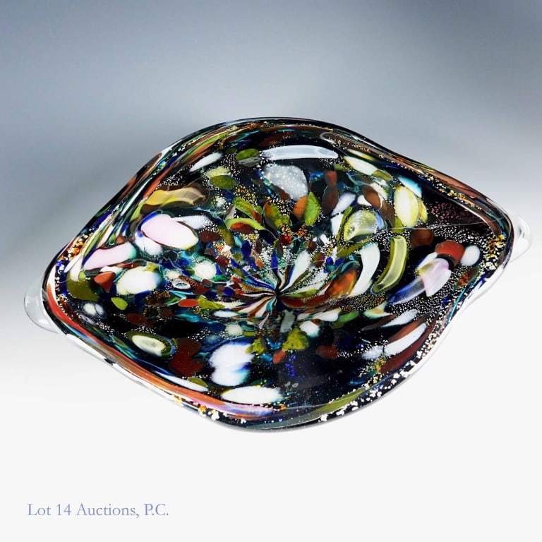 Multicolored Murano Glass Art Dish: Multicolored Murano Glass Art Dish. For Local Pick Up or Third Party Shipping Only. Per consigner, multicolored Murano glass art dish . 12" x 8" 2". Total weight - 2# 3 oz. Small chip on base, light r