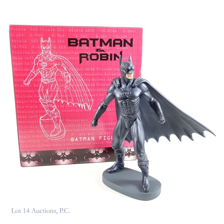 1997 Warner Bros Batman & Robin Figurine (CIB): 1997 Warner Bros Batman & Robin Figurine (Batman Figurine) (CIB - Complete In Box). Please see images for details regarding condition.