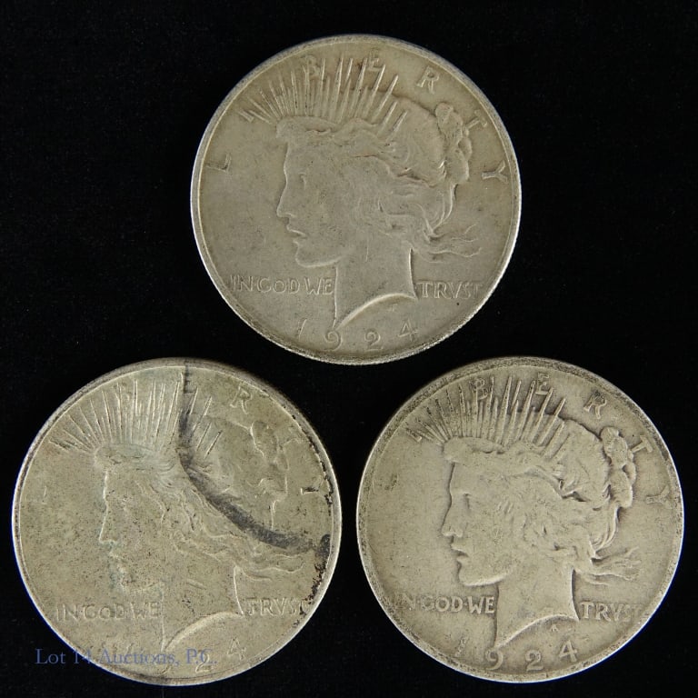 1924 (P) USA Silver Peace Dollars (3): Three (3) 1924 USA silver peace dollars (Philadelphia Mint). Designer is Anthony de Francisci. Metal is 90% silver, weighs 26.73 grams and diameter measures 38.1 mm each coin. Mintage is 11,811,000. *
