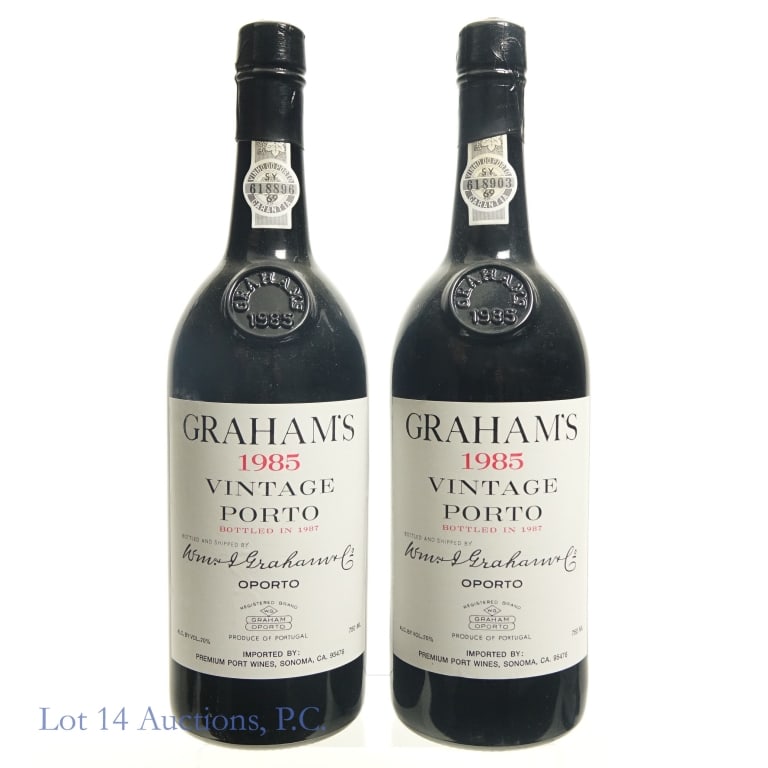 1985 Graham's Vintage Port (2): 2 bottles total in this lot. 1985 Graham's Vintage Porto, 20% ABV, 750 ml, Vintage: 1985 (x2).